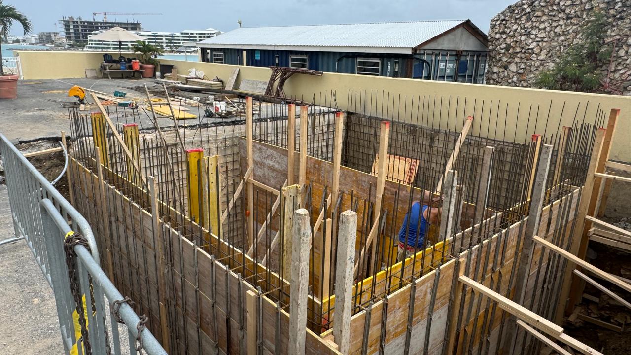 Simpson Bay Resort — structural overview