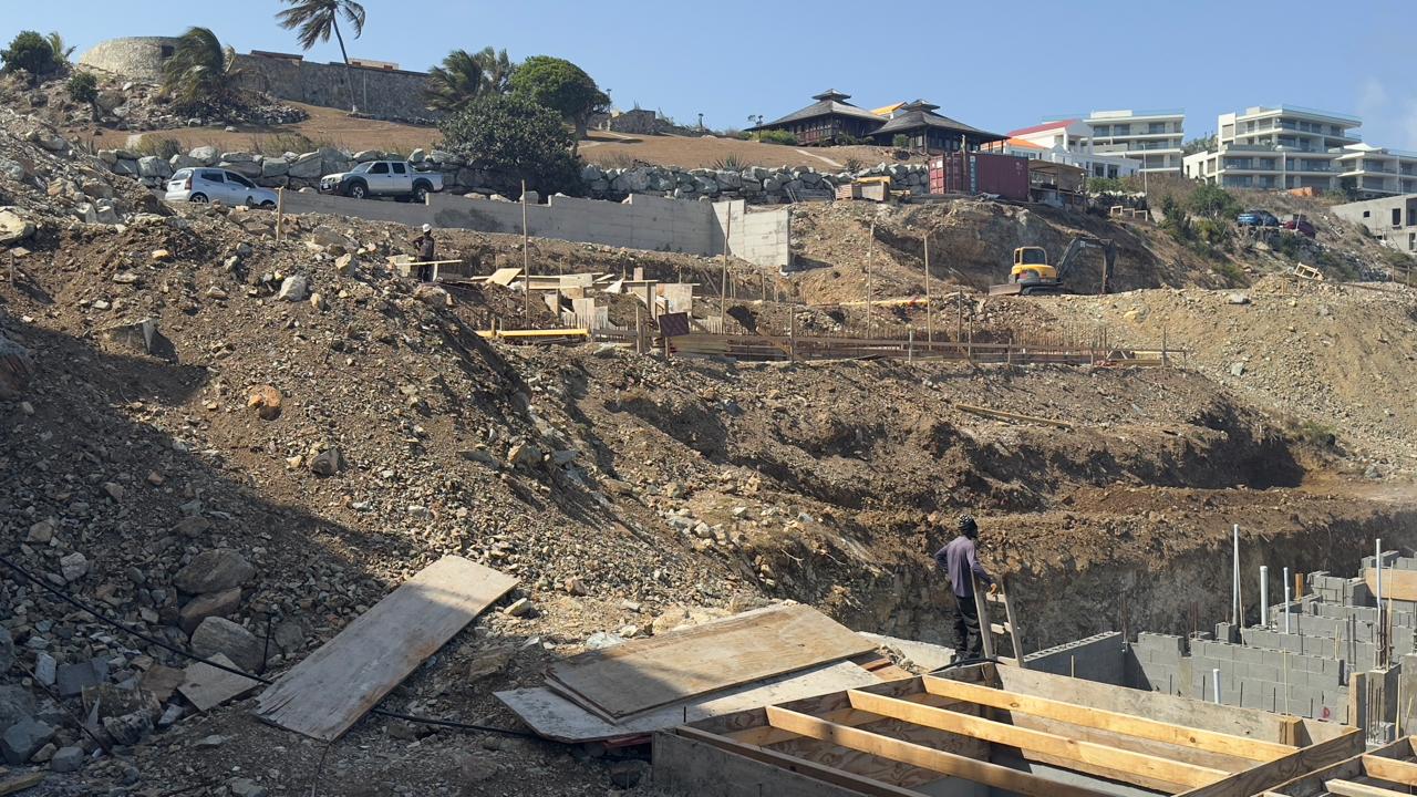Point Blanche — site preparation and earthworks
