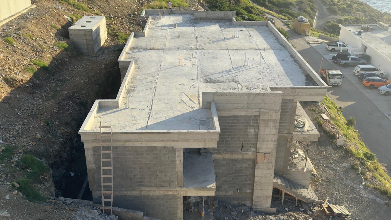 Point Blanche — aerial view of completed structure