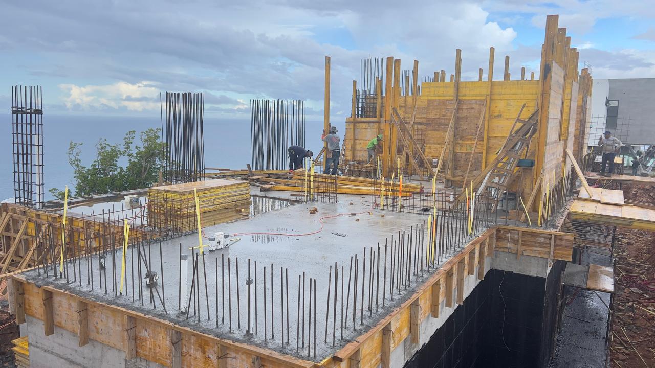 Tepui 104 — formwork and rebar with ocean view