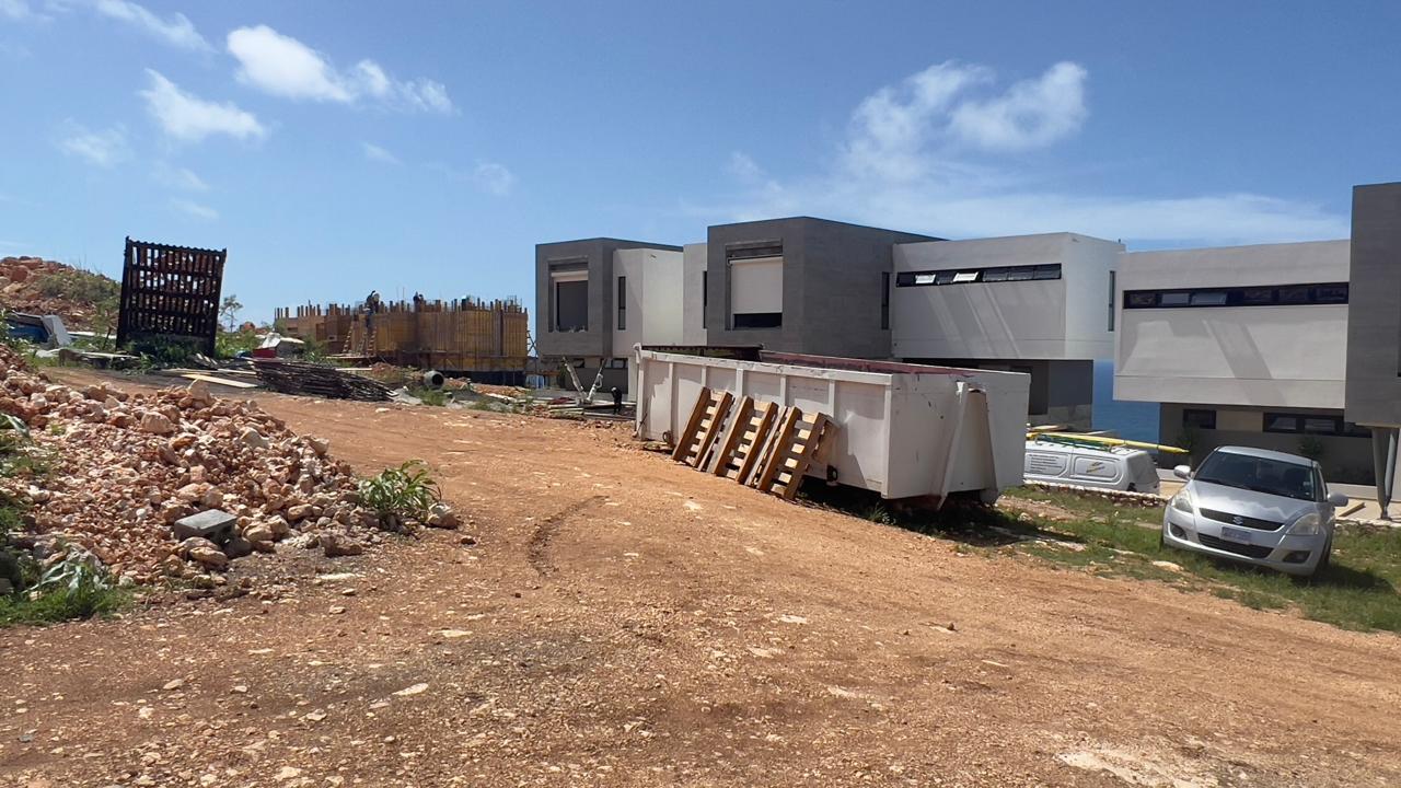 Tepui 104 — site overview with completed villas